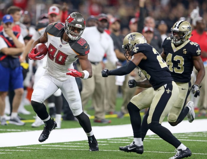Buccaneers tight end O.J. Howard (80) runs after a catch against the New Orleans Saints. Mandatory Credit: Chuck Cook-USA TODAY Sports